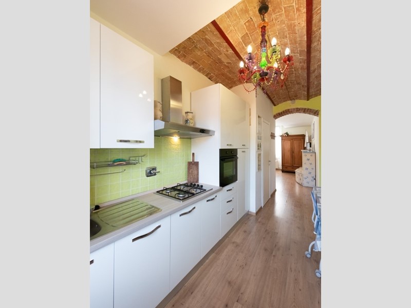 Quadrilocale in Affitto a La Spezia, zona NORD, 1'300&euro;, 75 m², arredato