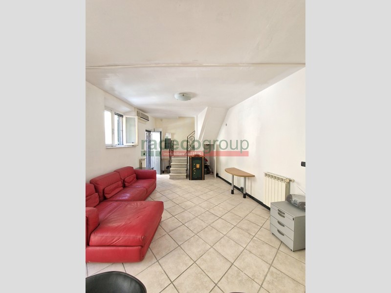 Trilocale in Vendita a Livorno, zona Calzabigi, 175'000&euro;, 90 m²