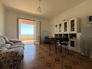 Quadrilocale in Affitto a Stalettì, 1'200&euro;, 100 m², arredato