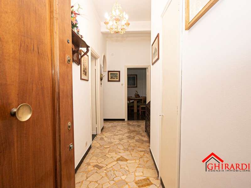 Appartamento in Affitto a Genova, zona Sestri Ponente, 500&euro;, 69 m², arredato