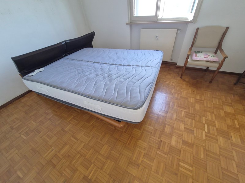 Appartamento in Vendita a Piadena Drizzona, 43'000&euro;, 90 m², arredato, con Box