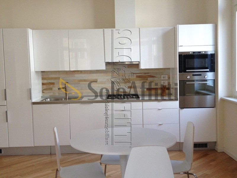 Trilocale in Affitto a Trieste, zona Piazza UnitÃ  d'Italia, 1'400&euro;, 90 m², arredato