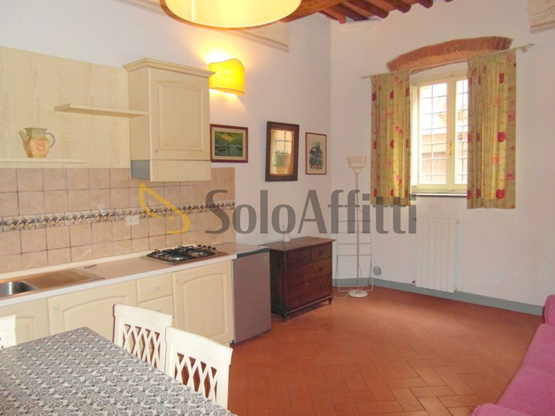 Monolocale in Affitto a Santa Croce sull'Arno, 600&euro;, 35 m², arredato