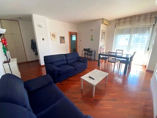 Trilocale in Vendita a Casamassima, 129'000&euro;, 85 m²
