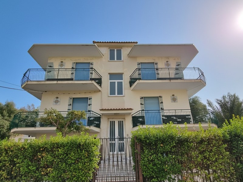 Quadrilocale in Vendita a Sessa Aurunca, zona LEVAGNOLE MARE, 155'000&euro;, 140 m²
