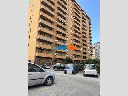 Quadrilocale in Affitto a Palermo, 800&euro;, 140 m²