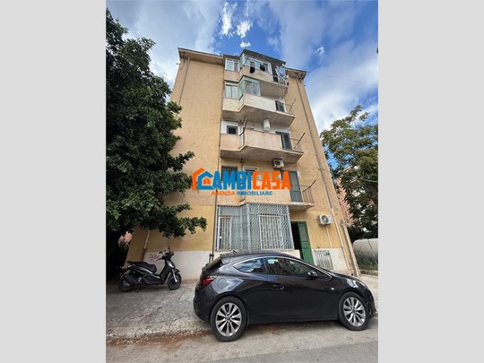 Bilocale in Vendita a Palermo, 55'000&euro;, 50 m²