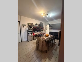 Trilocale in Vendita a Viareggio, 220'000&euro;, 75 m², arredato