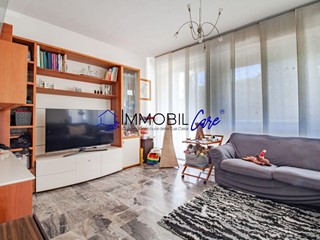 Appartamento in Vendita a Livorno, 350'000&euro;, 130 m², arredato, con Box