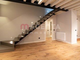 Quadrilocale in Vendita a Brescia, 430'000&euro;, 139 m²