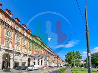Quadrilocale in Vendita a Torino, 319'000&euro;, 115 m²