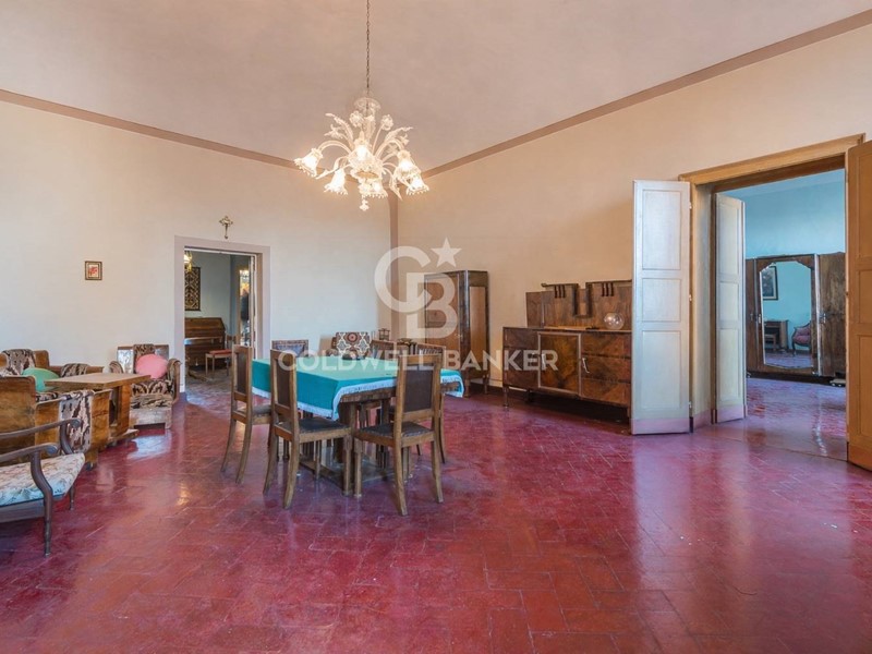 Appartamento in Vendita a Saludecio, 200'000&euro;, 405 m²