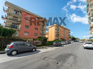 Quadrilocale in Vendita a Tremestieri Etneo, 189'000&euro;, 122 m²