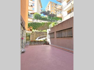 Appartamento in Vendita a Genova, 139'000&euro;, 81 m²