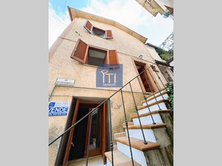 Trilocale in Vendita a Sant'Elia Fiumerapido, 30'000&euro;, 90 m²