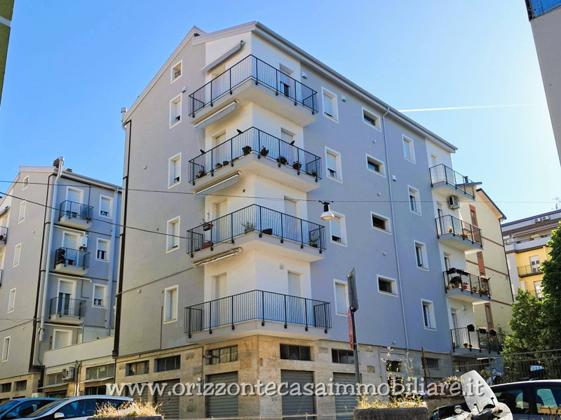 Appartamento in Vendita a Ascoli Piceno, 98'000&euro;, 92 m²