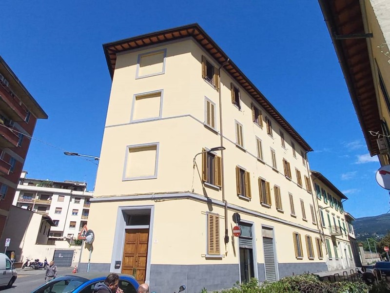 Trilocale in Vendita a Firenze, 215'000&euro;, 61 m²