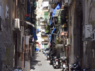 Trilocale in Vendita a Napoli, 75'000&euro;, 70 m²