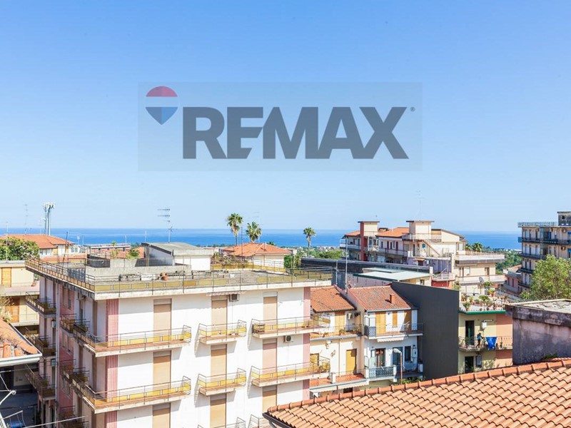 Trilocale in Vendita a Aci Catena, 60'000&euro;, 90 m²