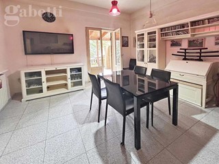 Quadrilocale in Vendita a Senigallia, 280'000&euro;, 105 m², con Box