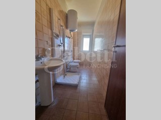 Quadrilocale in Vendita a Palermo, 295'000&euro;, 165 m²