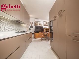 Trilocale in Vendita a Santa Teresa Gallura, 300'000&euro;, 89 m²