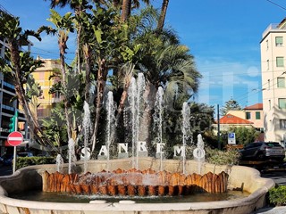 Trilocale in Vendita a Sanremo, 185'000&euro;, 72 m²