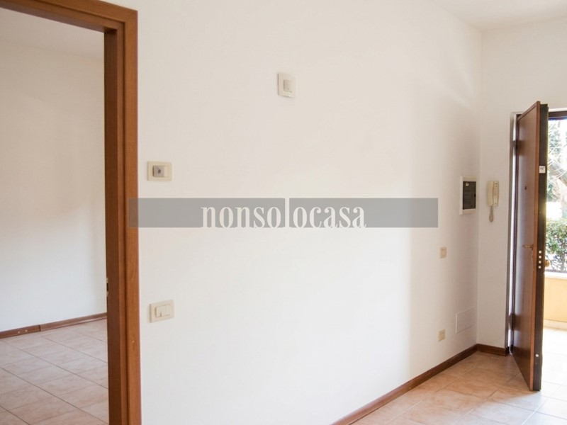 Trilocale in Vendita a Perugia, zona Ponte San Giovanni, 100'000&euro;, 70 m²