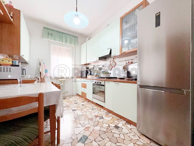 Trilocale in Vendita a Vicenza, 138'000&euro;, 90 m²