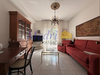 Appartamento in Vendita a Cesena, zona Sant'egidio, 187'000&euro;, 117 m², con Box