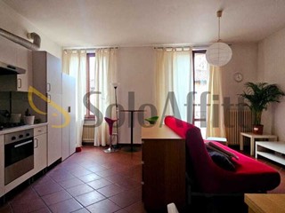 Bilocale in Affitto a Forlì, zona Centro storico, 600&euro;, 65 m², arredato
