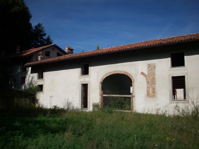 Appartamento in Vendita a Pinerolo, 550'000&euro;, 370 m²