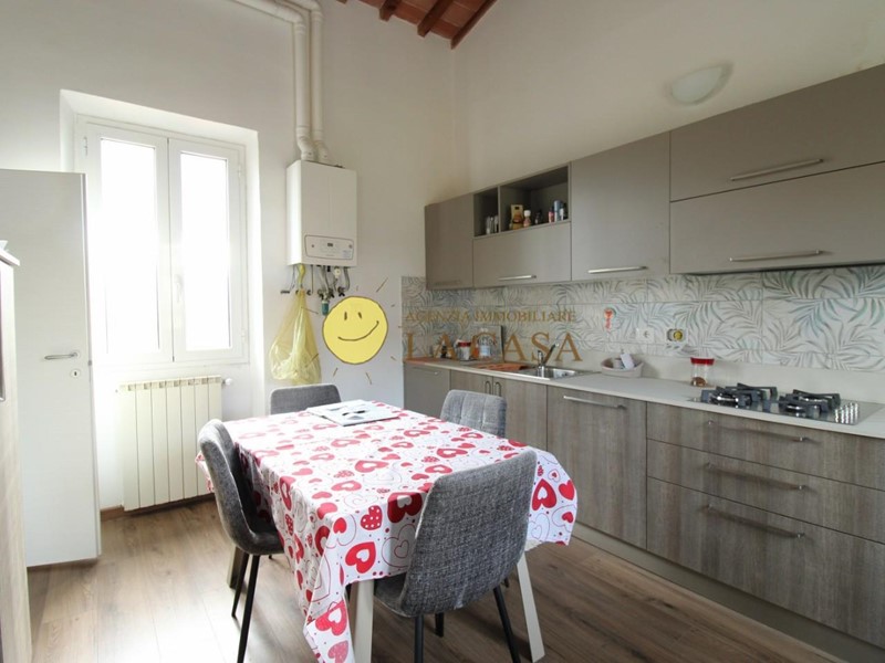 Trilocale in Vendita a Figline e Incisa Valdarno, zona Incisa, 115'000&euro;, 65 m²