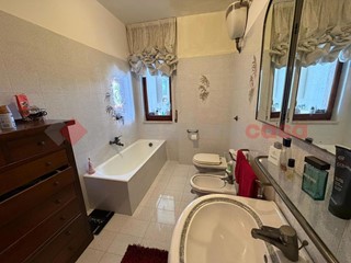 Quadrilocale in Vendita a Crispiano, 89'000&euro;, 189 m²