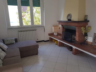 Appartamento in Affitto a Camaiore, zona Lido di Camaiore, 1'500&euro;, 60 m², arredato