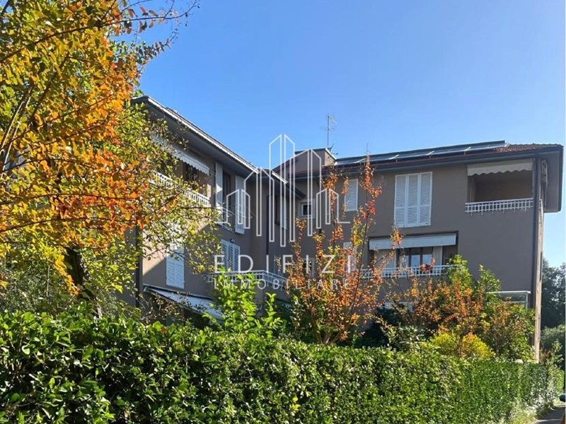 Appartamento in Vendita a Massa, zona Marina di Massa, 300'000&euro;, 110 m²