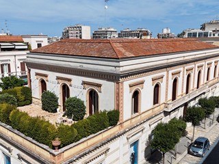 Appartamento in Vendita a Trani, 3'600'000&euro;, 1000 m²