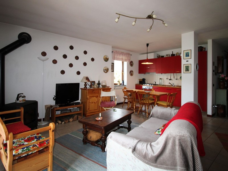Quadrilocale in Vendita a Alta Valle Intelvi, 172'000&euro;, 81 m²