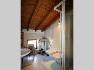 Quadrilocale in Vendita a Alta Valle Intelvi, 172'000&euro;, 81 m²