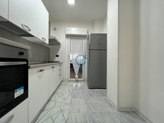 Bilocale in Affitto a Catanzaro, zona CZ Lido Giovino, 1'900&euro;, 65 m², arredato