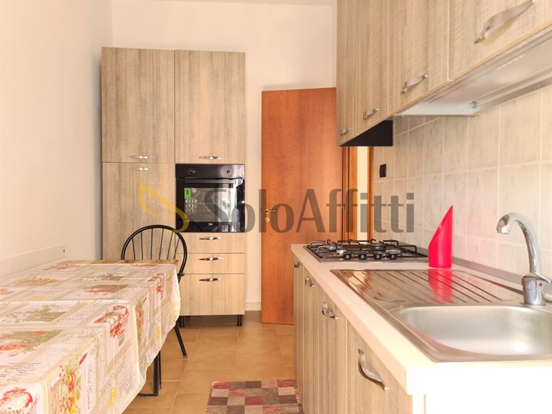 Quadrilocale in Affitto a Catanzaro, zona Lido Corso, 2'200&euro;, 90 m², arredato