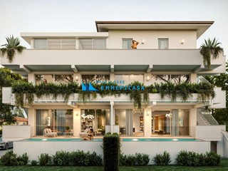 Quadrilocale in Vendita a Massa, zona Marina di Massa, 600'000&euro;, 150 m²