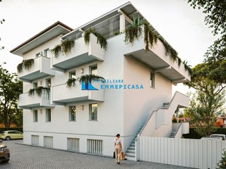 Trilocale in Vendita a Massa, zona Marina di Massa, 475'000&euro;, 85 m²