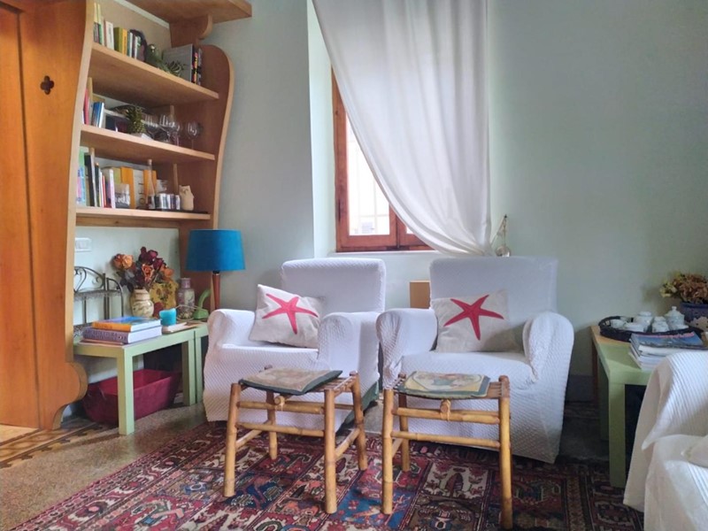 Appartamento in Affitto a Camaiore, zona Lido di Camaiore, 1'500&euro;, 70 m², arredato