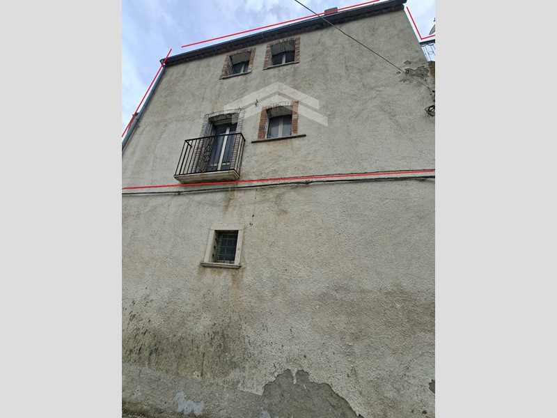 Trilocale in Vendita a Campobasso, 20'000&euro;, 80 m²