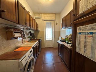 Bilocale in Vendita a Casarza Ligure, zona centro, 135'000&euro;, 54 m², con Box