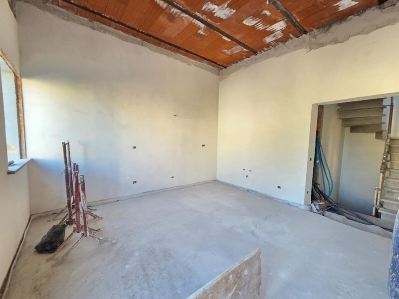 Trilocale in Vendita a Cascina, 190'000&euro;, 84 m²