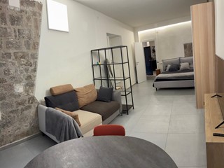 Monolocale in Affitto a Pisa, 750&euro;, 50 m², arredato