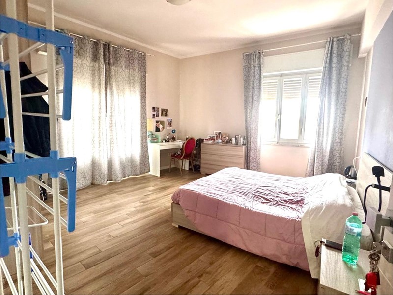 Quadrilocale in Vendita a Empoli, 240'000&euro;, 92 m², arredato