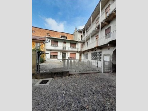 Quadrilocale in Vendita a Mede, 54'263&euro;, 120 m², con Box
